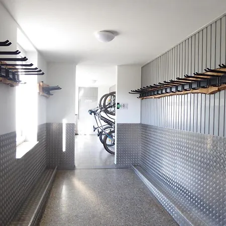 Cityloft Pool Sauna 5 Pers Balkon Wifi Near Bikepark 아파트 *